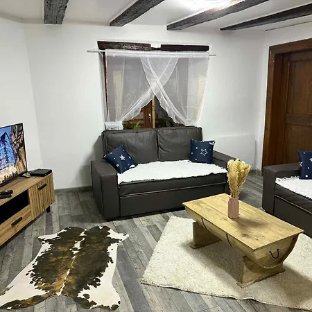 Le Petit Nid De Cigogne *