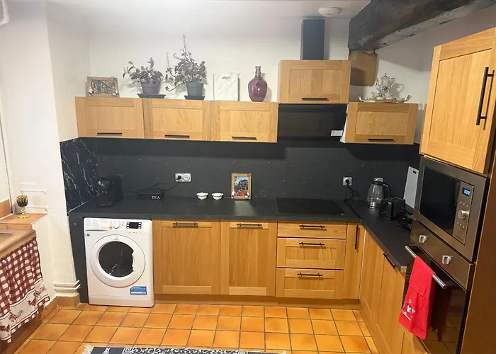 Le Petit Nid De Cigogne Apartment *