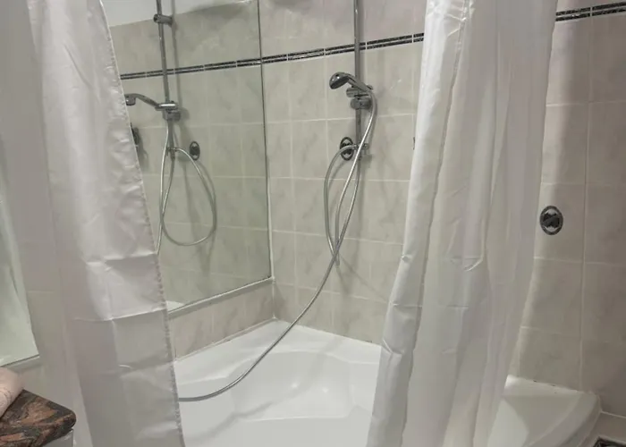 Le Petit Nid De Cigogne Apartment *