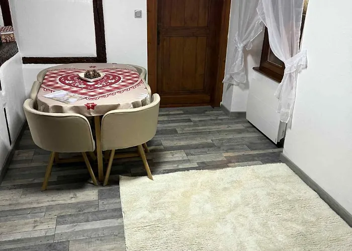 Le Petit Nid De Cigogne Apartment