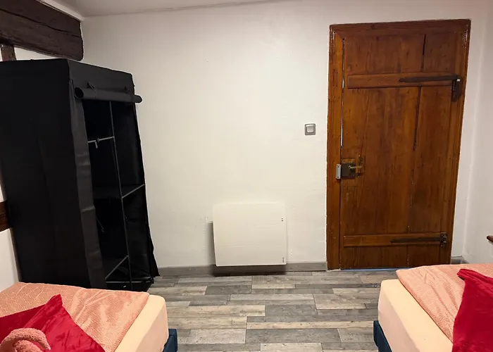 Le Petit Nid De Cigogne Apartment *